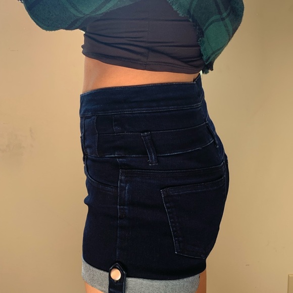 High waisted jean shorts - Picture 2 of 4